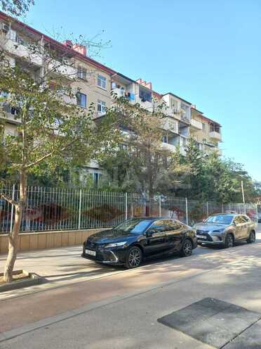 Satılır 3 otaqlı köhnə tikili 68 m², Yasamal r., photo 3 from 15