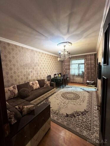 Продаётся 3-комн. вторичка 70 м², м. Ази Асланов, photo 3 from 10