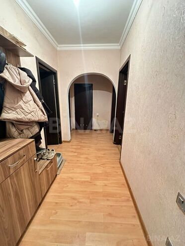 Продаётся 3-комн. вторичка 70 м², м. Ази Асланов, photo 6 from 10