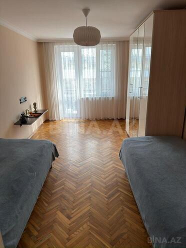 Satılır 3 otaqlı köhnə tikili 78 m², Şah İsmayıl Xətai m., photo 3 from 7
