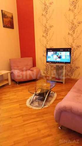 Satılır 2 otaqlı köhnə tikili 55 m², Sahil m., photo 12 from 16