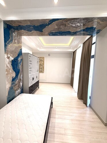 Сдаётся 3-комн. новостройка 130 м², м. Нариман Нариманов, photo 8 from 19