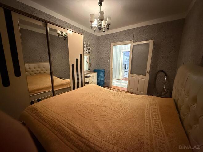 Satılır 4 otaqlı köhnə tikili 95 m², Bakıxanov q., photo 9 from 17