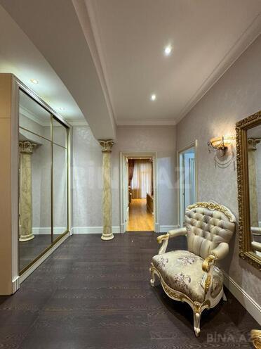 Satılır 4 otaqlı yeni tikili 200 m², Sahil m., photo 27 from 32