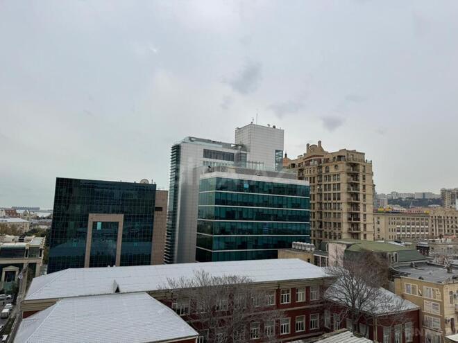 Satılır 4 otaqlı yeni tikili 200 m², Sahil m., photo 29 from 32