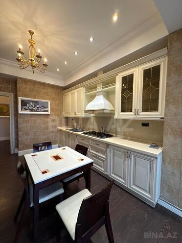 Satılır 4 otaqlı yeni tikili 200 m², Sahil m., photo 11 from 32