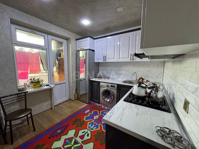 Satılır 3 otaqlı köhnə tikili 71 m², Hövsan q., photo 3 from 10