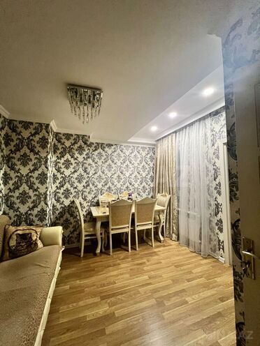 Продаётся 2-комн. новостройка 47 м², м. Халглар Достлугу, photo 1 from 8