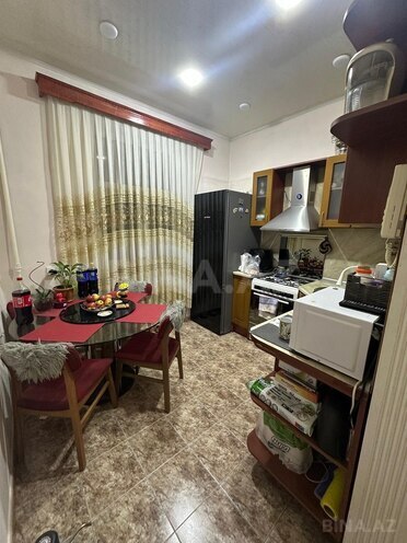 Продаётся 3-комн. вторичка 80 м², м. Элмляр Академиясы, photo 3 from 11