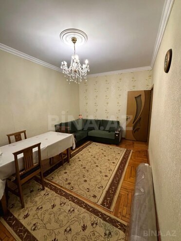 Satılır 4 otaqlı köhnə tikili 110 m², İnşaatçılar m., photo 4 from 20