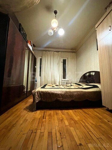Satılır 4 otaqlı köhnə tikili 110 m², İnşaatçılar m., photo 9 from 20