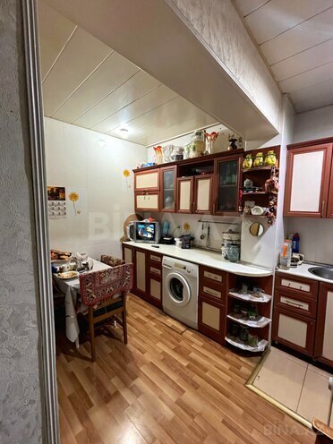 Satılır 4 otaqlı köhnə tikili 110 m², İnşaatçılar m., photo 13 from 20