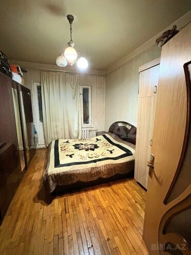 Satılır 4 otaqlı köhnə tikili 110 m², İnşaatçılar m., photo 19 from 20