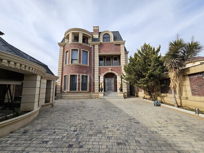 Satılır 5 otaqlı həyət evi/bağ evi 350 m², photo 1 from 32