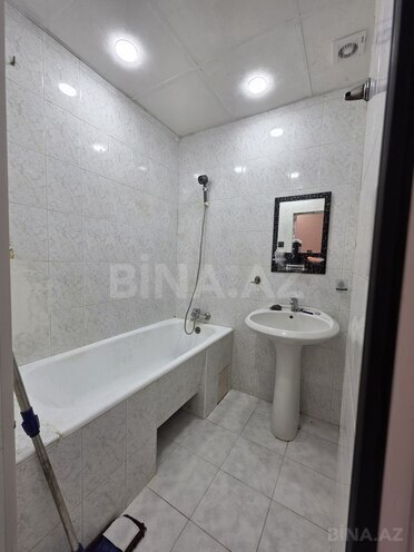 Satılır 2 otaqlı köhnə tikili 60 m², Bakıxanov q., photo 8 from 13