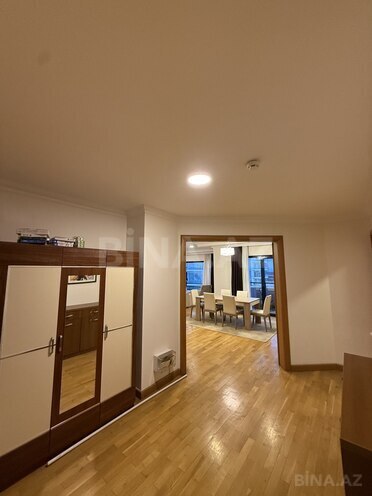 İcarəyə verilir 4 otaqlı yeni tikili 220 m², 28 May m., photo 7 from 22