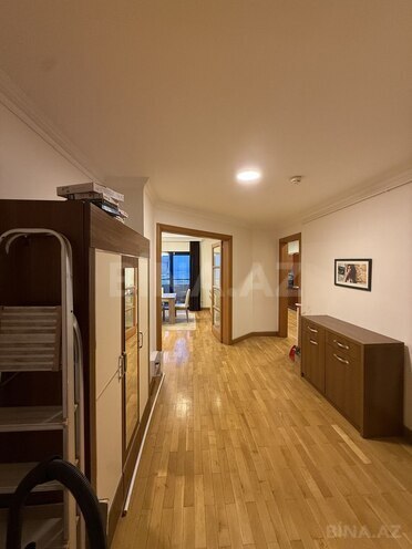 İcarəyə verilir 4 otaqlı yeni tikili 220 m², 28 May m., photo 8 from 22