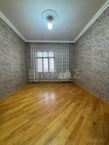 Продаётся 3-комн. вторичка 75 м², Абшеронcкий  р., photo 5 from 28