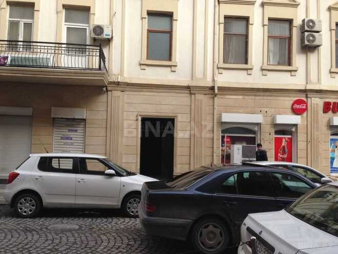 İcarəyə verilir 1 otaqlı köhnə tikili 40 m², Sahil m., photo 8 from 10