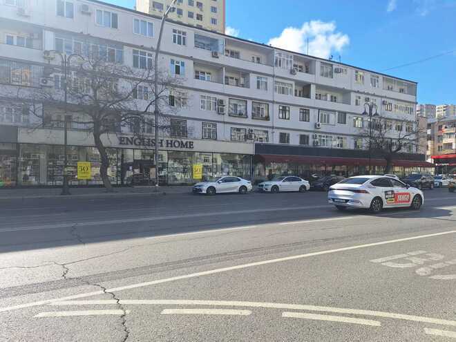 Продаётся 3-комн. вторичка 70 м², м. Элмляр Академиясы, photo 16 from 17