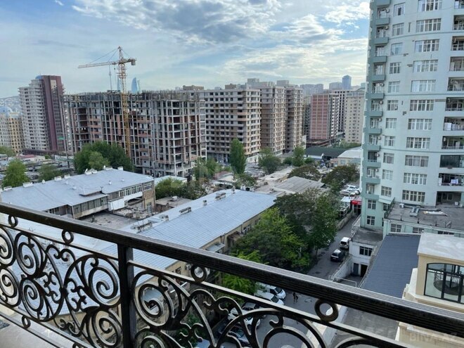 İcarəyə verilir 4 otaqlı yeni tikili 160 m², 28 May m., photo 13 from 15