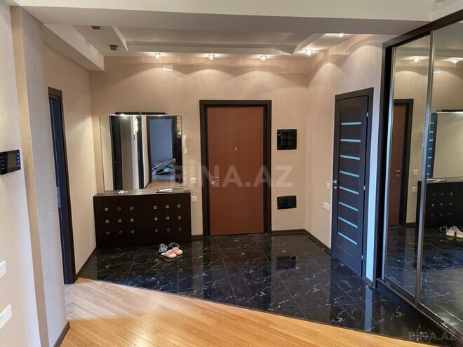 İcarəyə verilir 4 otaqlı yeni tikili 160 m², 28 May m., photo 11 from 15