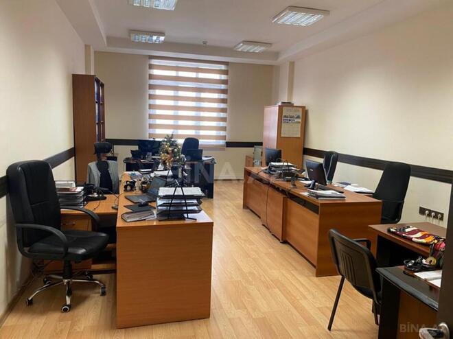 Продаётся 20-комн. офис 1 470 м², м. Нариман Нариманов, photo 3 from 19