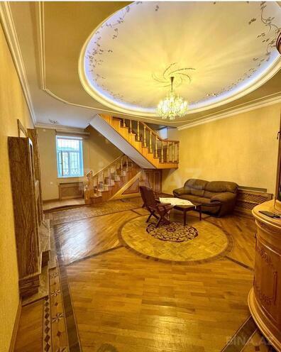 Продаётся 14-комн. дом/дача 1 000 м², пос. Бадамдар, photo 12 from 15