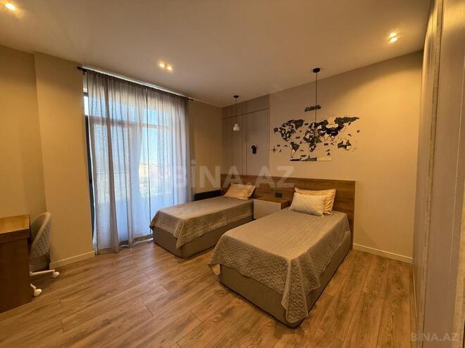 Satılır 6 otaqlı həyət evi/bağ evi 350 m², Novxanı q., photo 14 from 32