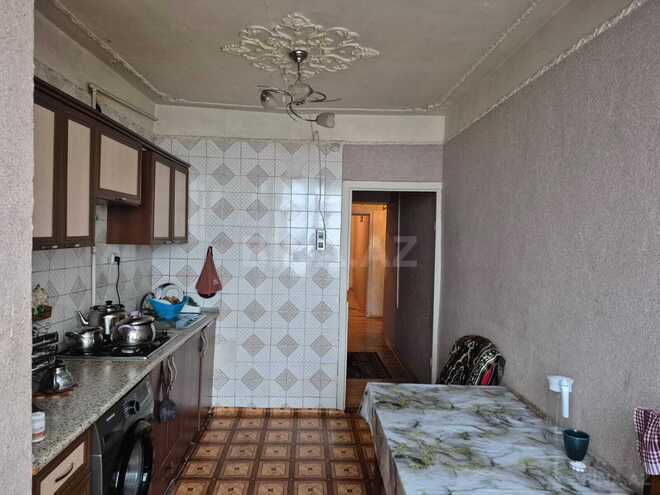Satılır 3 otaqlı köhnə tikili 85 m², Qara Qarayev m., photo 5 from 11