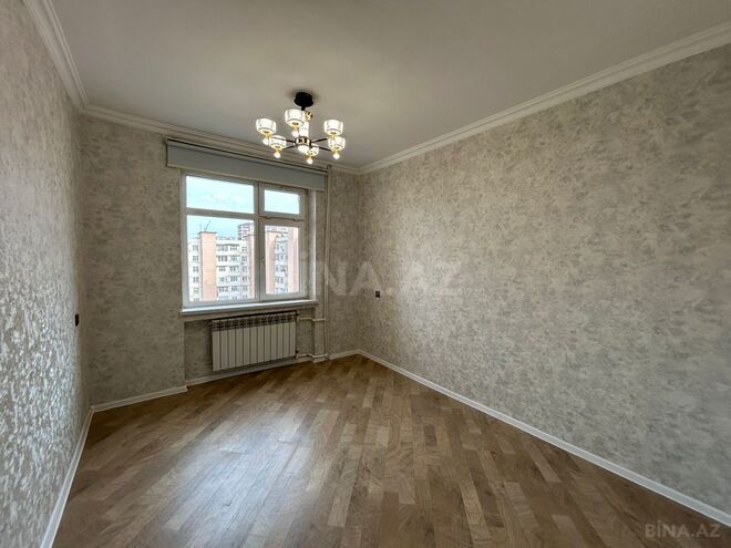 Продаётся 2-комн. вторичка 63 м², м. Ази Асланов, photo 4 from 16