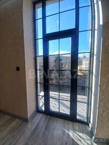 Продаётся 3-комн. вторичка 90 м², м. Низами, photo 12 from 29