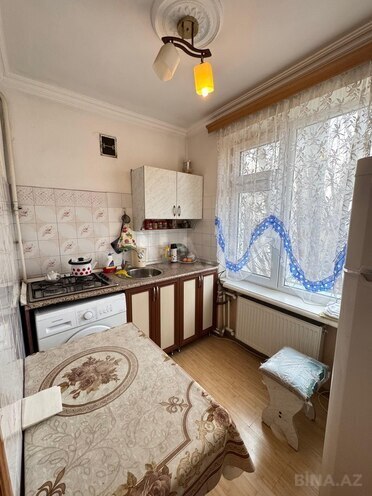 İcarəyə verilir 1 otaqlı köhnə tikili 45 m², Bakıxanov q., photo 4 from 10