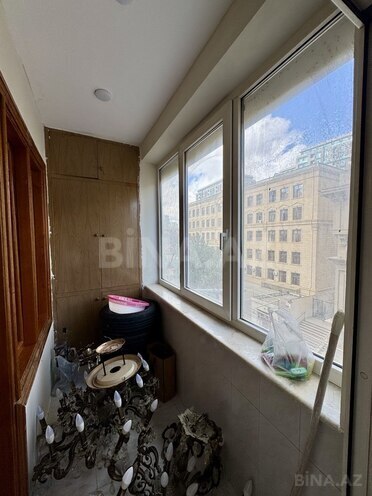 Satılır 3 otaqlı köhnə tikili 120 m², Nizami m., photo 16 from 22