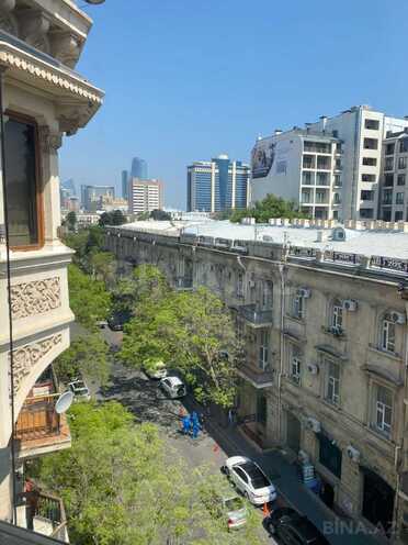 İcarəyə verilir 3 otaqlı köhnə tikili 95 m², Sahil m., photo 10 from 19