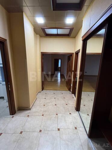 Продаётся 3-комн. новостройка 138 м², м. Сахил, photo 3 from 13