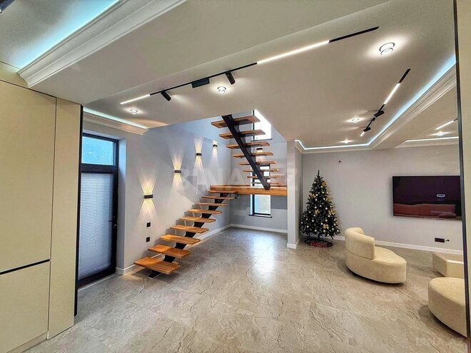 Satılır 8 otaqlı həyət evi/bağ evi 400 m², Novxanı q., photo 7 from 24