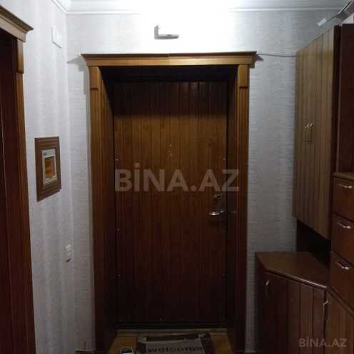 Продаётся 3-комн. вторичка 80 м², Ясамальский р., photo 8 from 17