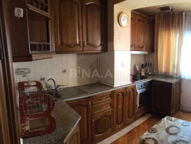 Продаётся 3-комн. вторичка 80 м², Ясамальский р., photo 9 from 17