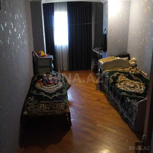 Продаётся 3-комн. вторичка 80 м², Ясамальский р., photo 6 from 17