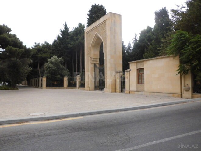 Продаётся 3-комн. вторичка 80 м², Ясамальский р., photo 13 from 17