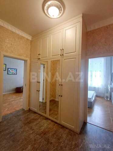 İcarəyə verilir 3 otaqlı köhnə tikili 130 m², 28 May m., photo 6 from 16