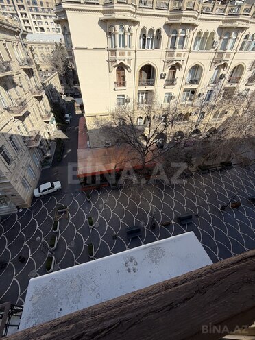 Satılır 2 otaqlı köhnə tikili 45 m², Sahil m., photo 10 from 13