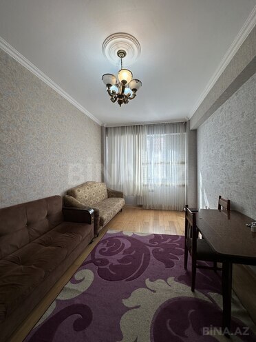 Сдаётся 2-комн. новостройка 62 м², Абшеронcкий  р., photo 1 from 13