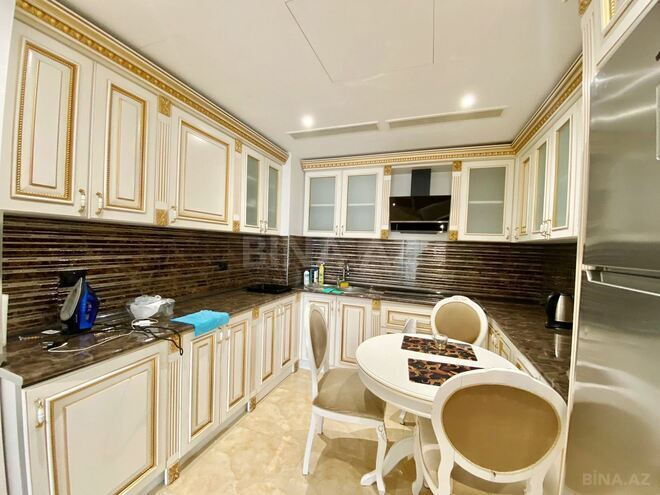 Сдаётся 3-комн. новостройка 135 м², Насиминский  р., photo 10 from 19