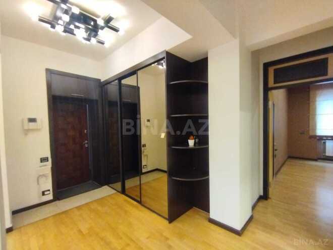 Satılır 3 otaqlı köhnə tikili 90 m², Sahil m., photo 19 from 20