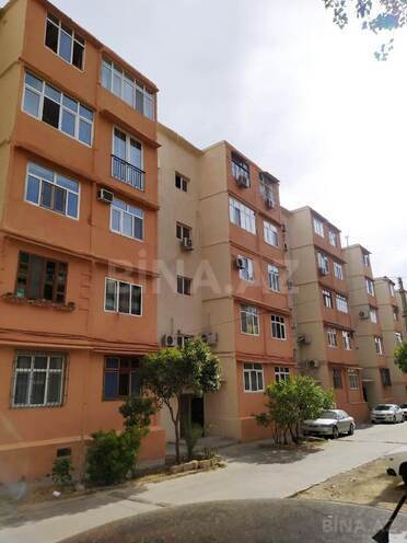 Продаётся 2-комн. вторичка 45 м², м. Ази Асланов, photo 1 from 12