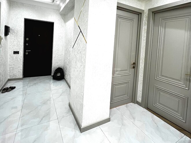 Продаётся 3-комн. новостройка 107 м², м. Кара Караев, photo 26 from 28