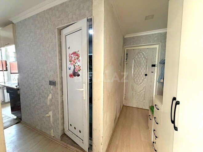 Продаётся 2-комн. вторичка 30 м², м. Кара Караев, photo 10 from 17