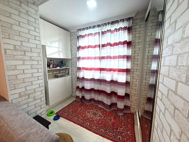 Продаётся 2-комн. вторичка 30 м², м. Кара Караев, photo 3 from 17